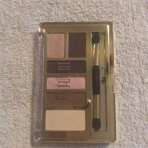 Milano eye shadow